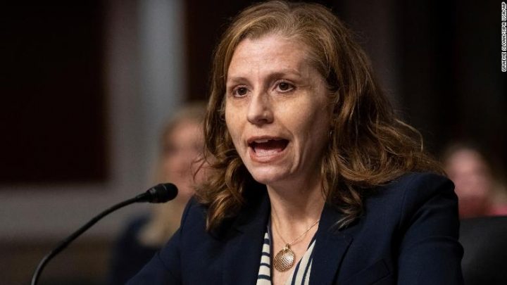 Mujer de ascendencia mexicana e iraquí es la nueva directora del Servicio de Ciudadanía e Inmigración de EE.UU.