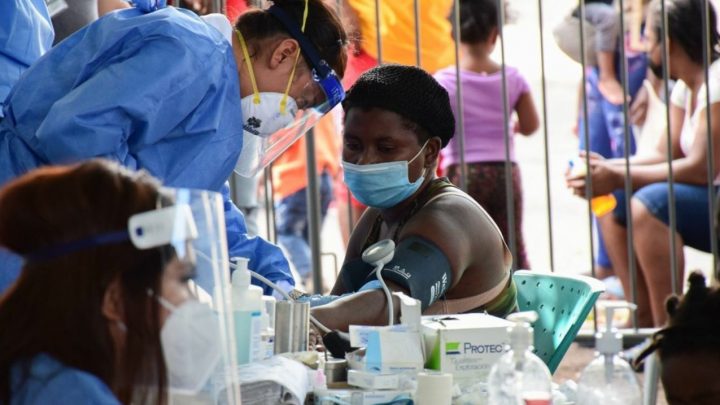 Llegan a Tapachula más de 1,300 migrantes deportados de EE. UU.