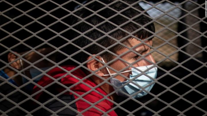 Los padres de 303 niños migrantes separados aún no han sido encontrados