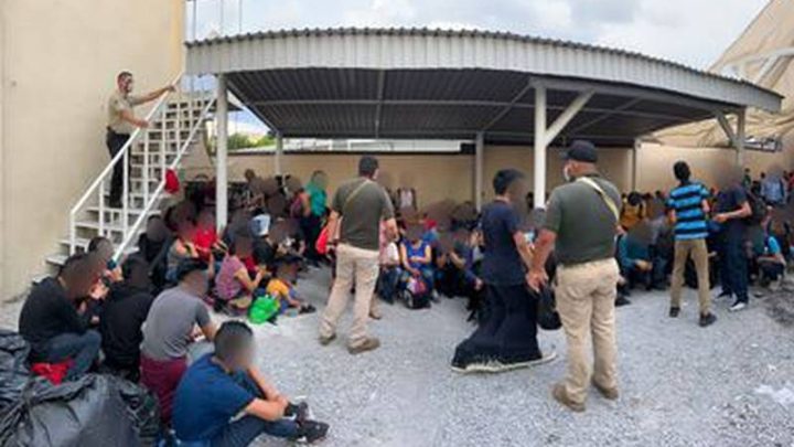 Mas de 300 migrantes son rescatados en Nuevo León