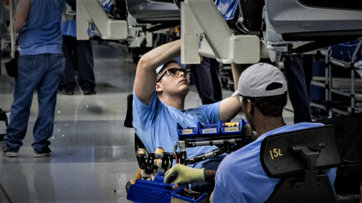 Inmigrantes podrían suplir millones de vacantes laborales en EE. UU.