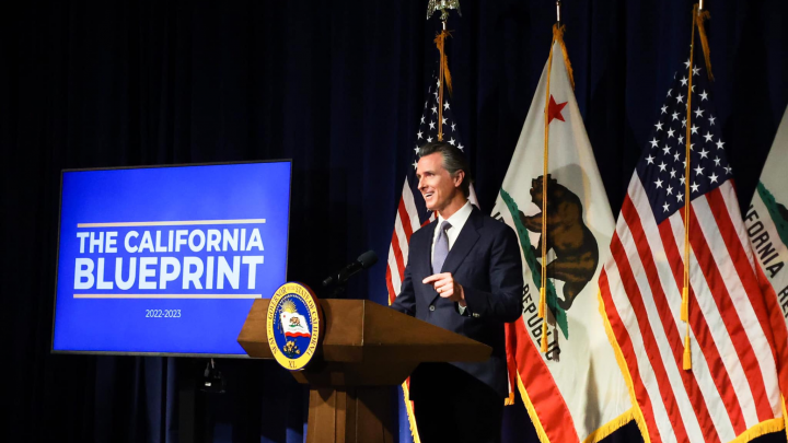 California cerca de ser el primer estado en ofrecer acceso a la salud a indocumentados