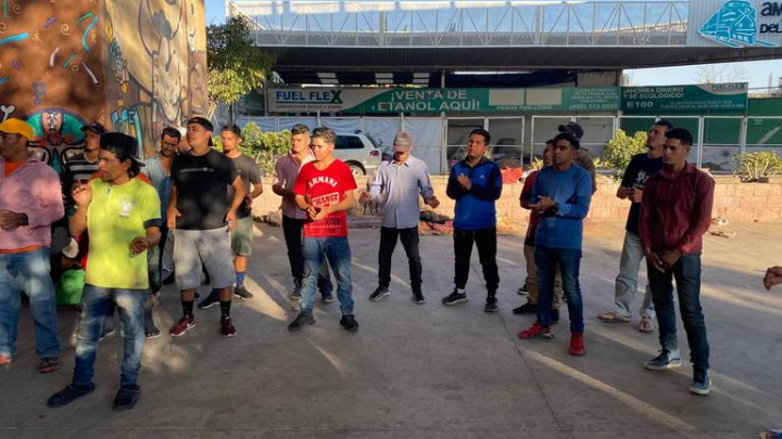 Solicitan vacunas para los migrantes