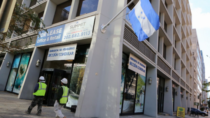 Consulado de Honduras en Los Ángeles emite pasaportes electrónicos