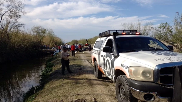 Nuevo León: Volcadura de camioneta deja a 14 muertos, presuntamente eran migrantes