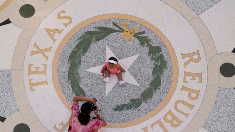 Los hispanos ya superan en número a los blancos en el estado de Texas