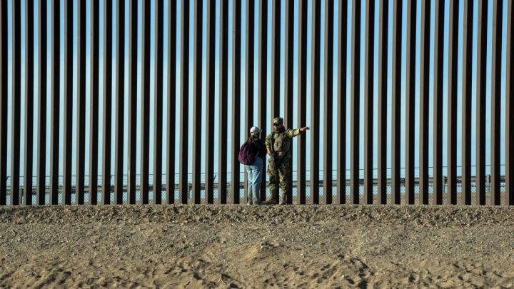 Biden aprueba la construcción del muro fronterizo en Texas