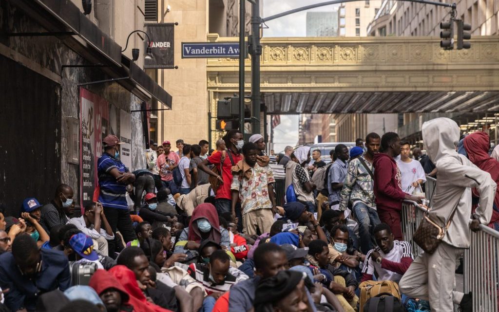 La crisis migratoria podría costar más de $450 mil millones, según nuevo reporte