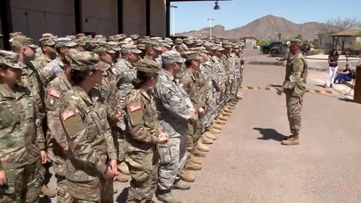 Arizona envía a la Guardia Nacional a la frontera ante el aumento de migrantes