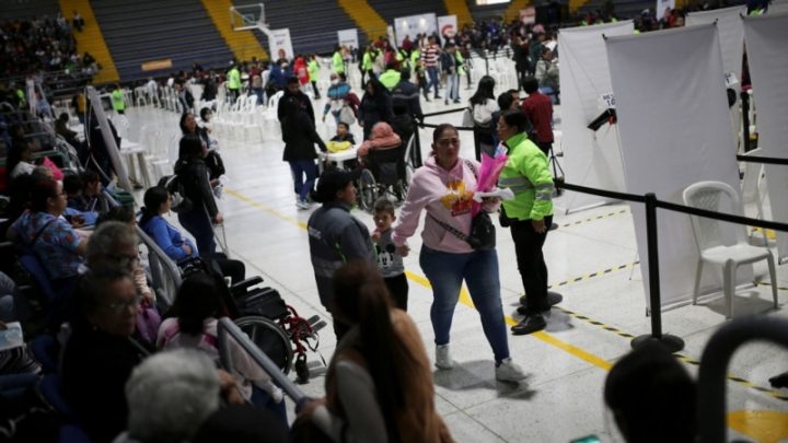 Colombia registró su «primer declive» de población venezolana en una década