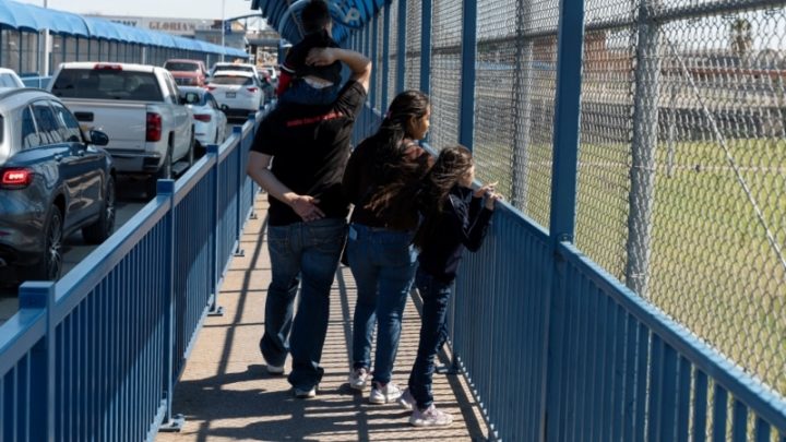 Estados Unidos anuncia nuevas tarifas para procesos de asilo