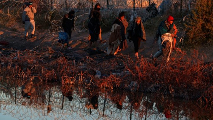 Ley SB4 de Texas permanecerá bloqueda de forma indefinida por la Corte Suprema