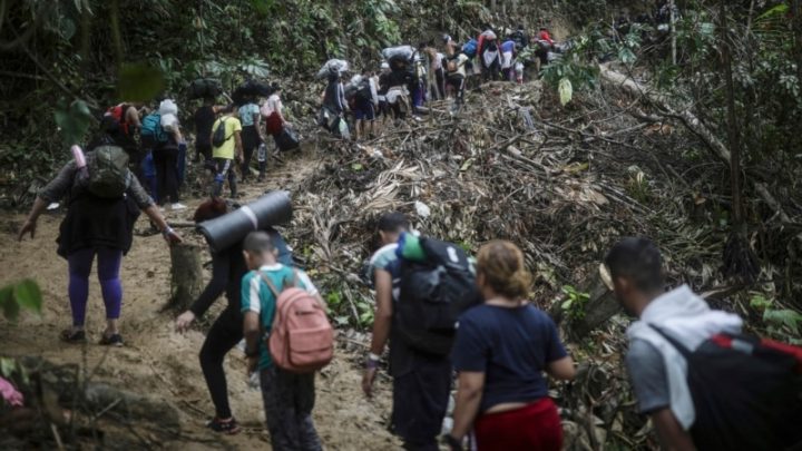 #ESPAÑA concederá un permiso especial de permanencia a migrantes