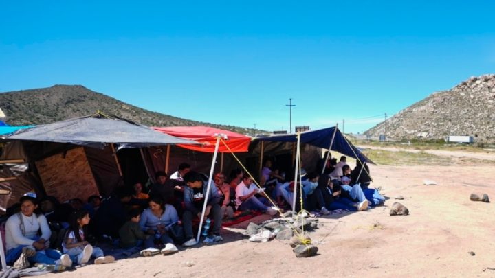 Cae cifra de arrestos en frontera EEUU-México en abril ante restricciones del gobierno mexicano