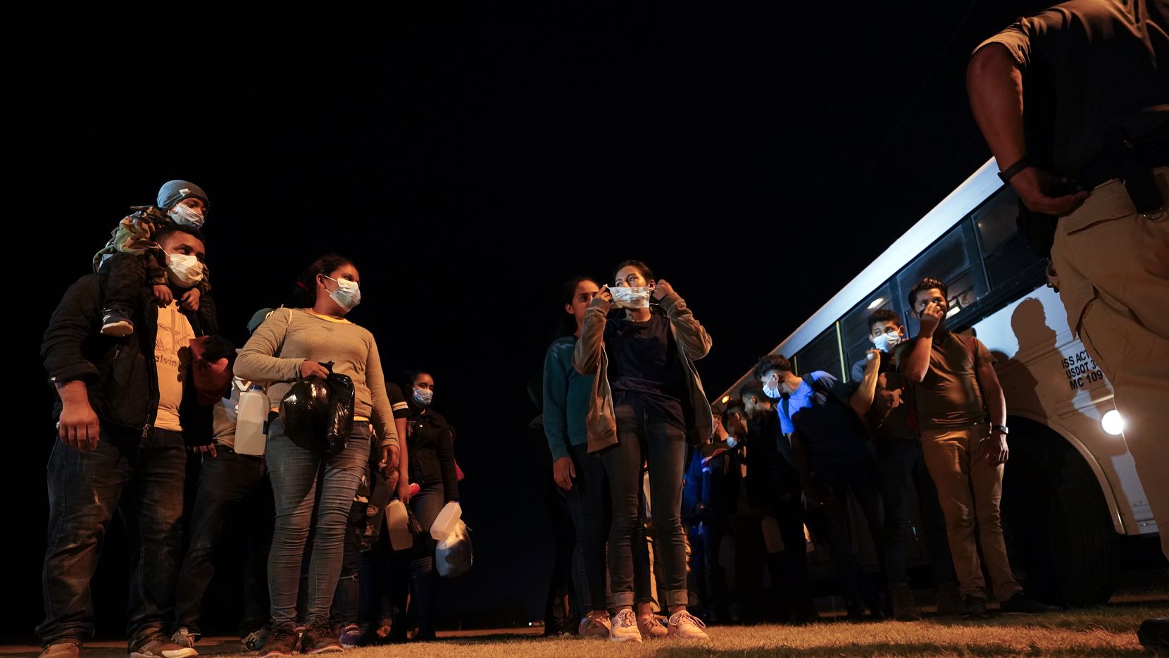 ONU reprueba los «vuelos de deportación» de EEUU por razones de salud pública.