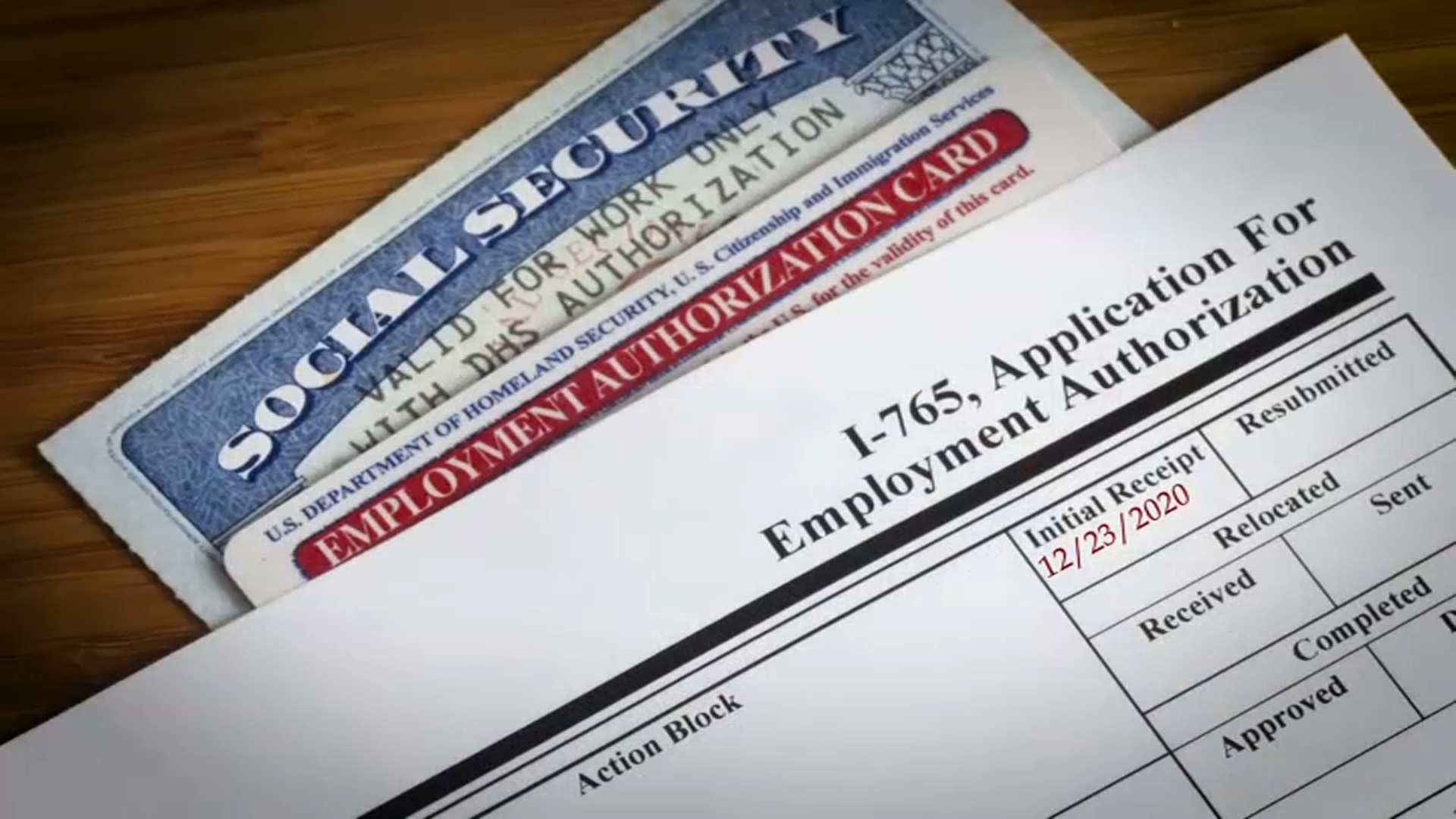 USCIS extiende permisos de trabajo por año y medio para lidiar con trámites atrasados