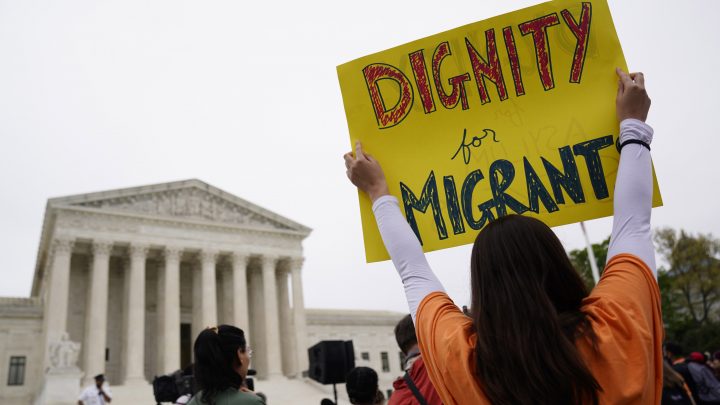 Es inminente el fallo de la Corte Suprema sobre el programa “Permanecer en México”