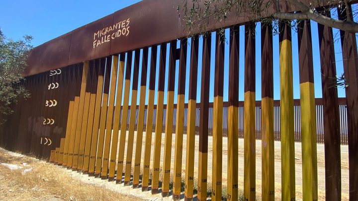 “Los abandonaron a su suerte”: migrantes reaccionan a la tragedia en Texas