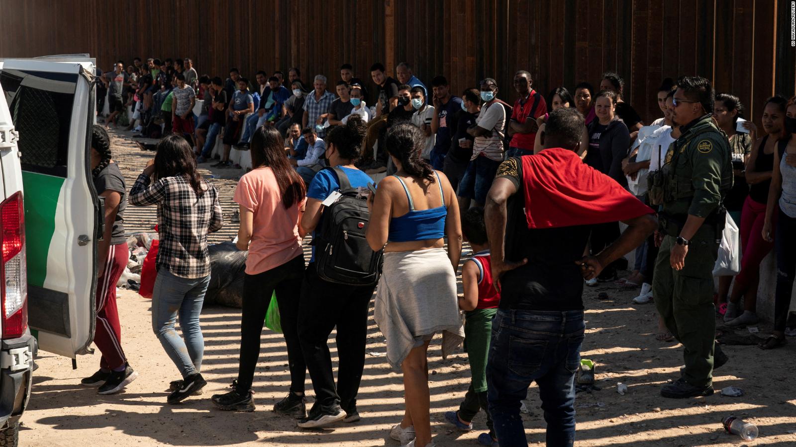 EE.UU Desarrollarán nueva identificación para los migrantes ante aumento de llegadas a la frontera