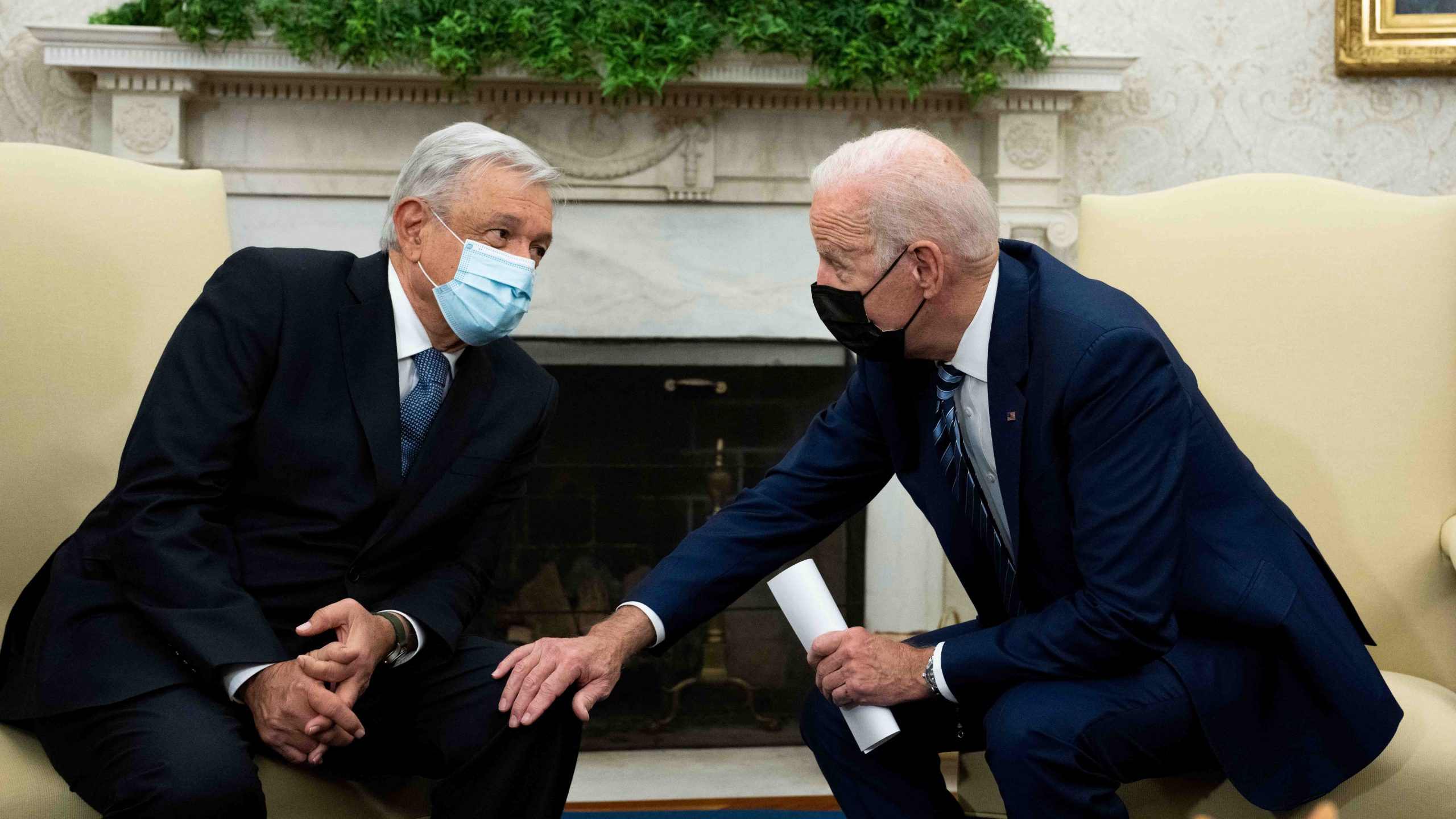 Migración, Assange, Cuba: AMLO y Biden se reúnen en medio de tensiones