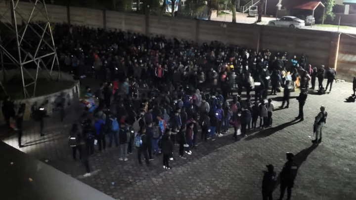 Rescatan a 688 migrantes en México