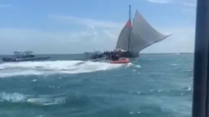 Rescatan a 113 migrantes de una embarcación cerca de los Cayos de la Florida