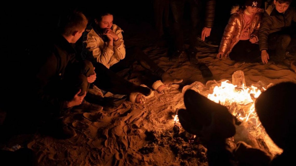 Unos 22.000 migrantes esperan en refugios y campamentos improvisados en tres ciudades de México que se levante el Título 42