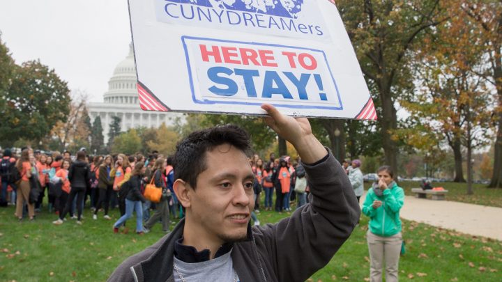 “Queda poco margen de maniobra”: senador Durbin sobre la situación de DACA