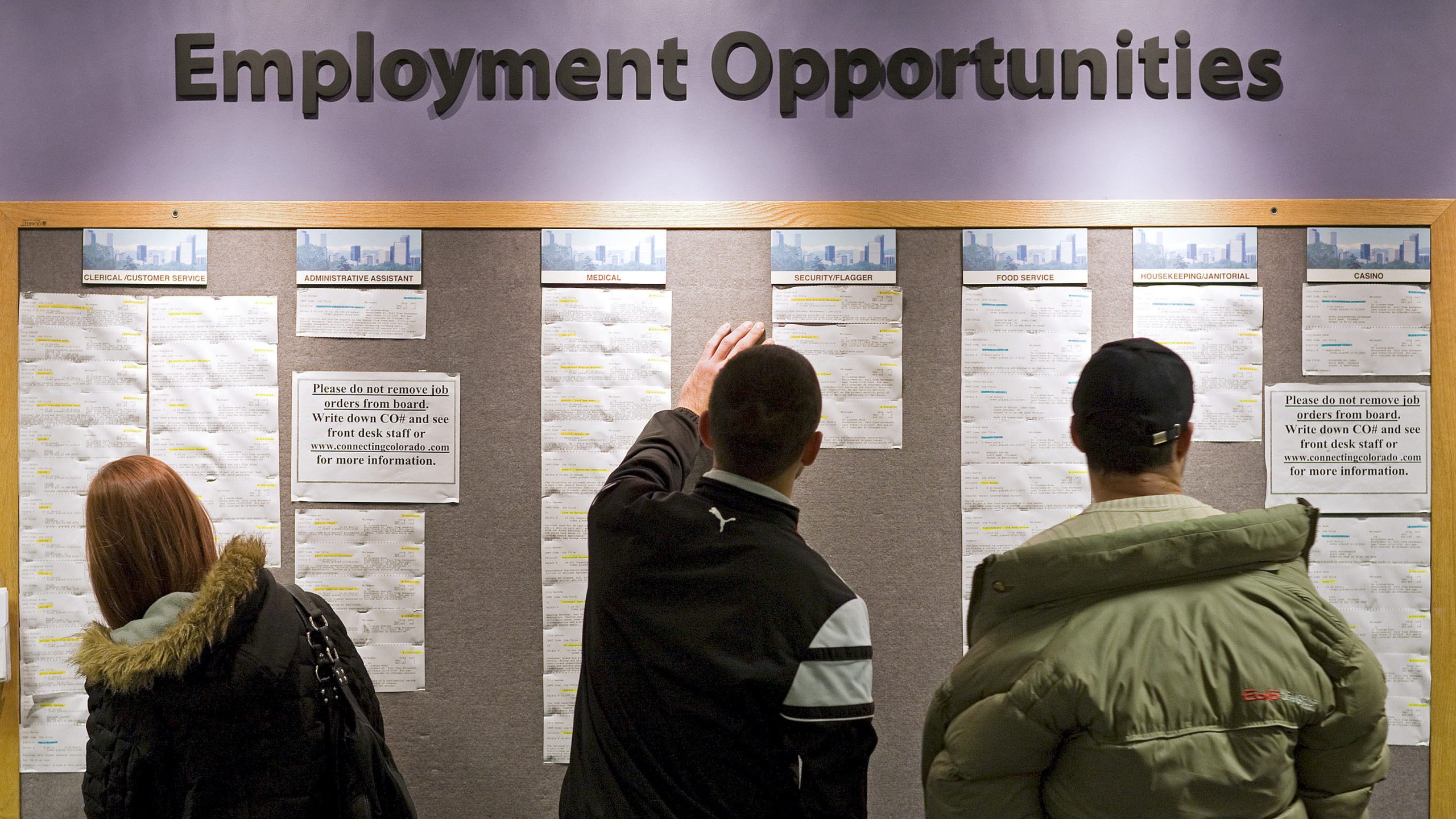 EEUU suma 263,000 nuevos empleos en noviembre, más de lo esperado