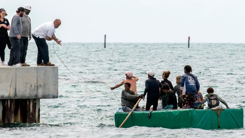 Incertidumbre legal de balseros cubanos que logran llegar a EEUU