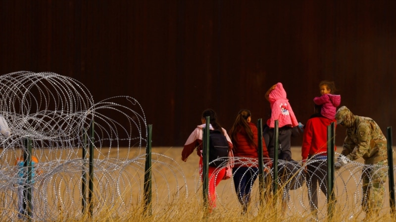 Bancada demócrata propone a Biden un “reenfoque estratégico” migratorio