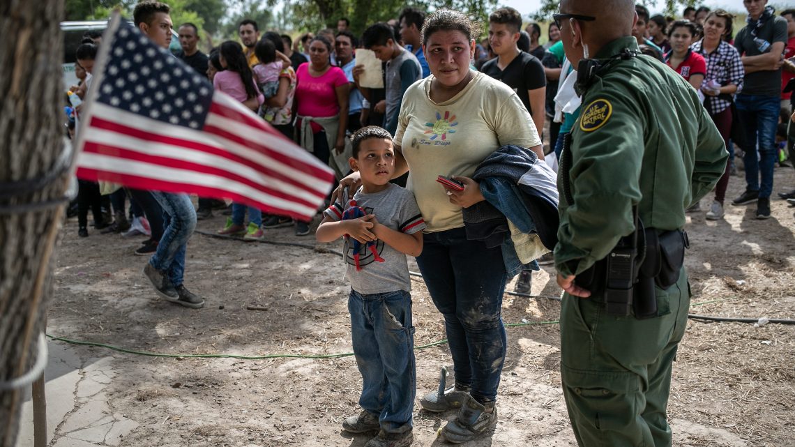 Fin del Título 42: proponen una política similar para expulsar migrantes en la frontera