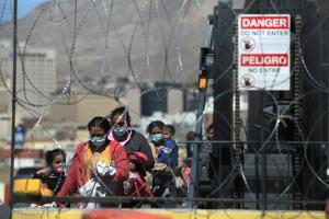 Dura propuesta migratoria del GOP de cara al fin del Título 42