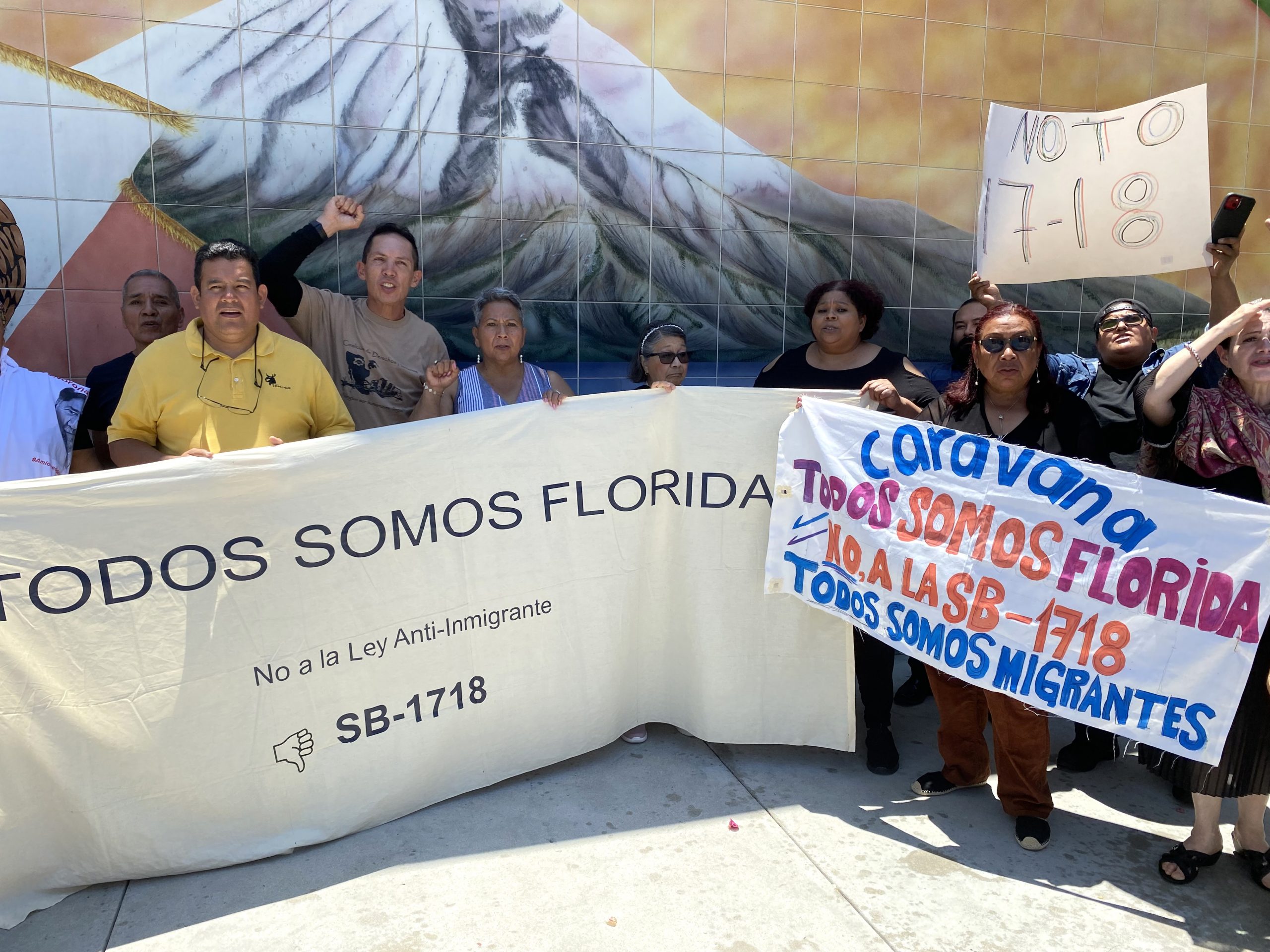 Inmigrantes indocumentados huyen de Florida