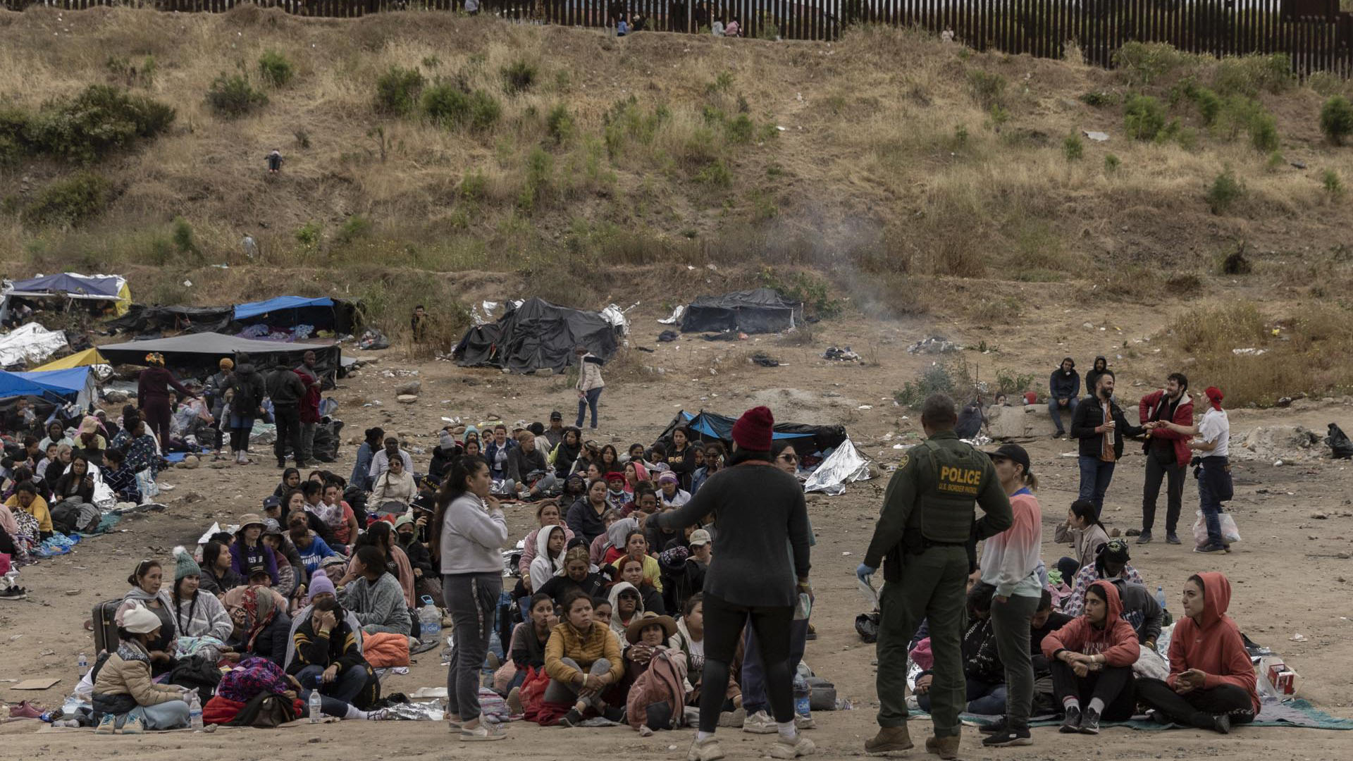 200 migrantes engañados; les prometieron asilo en EEUU