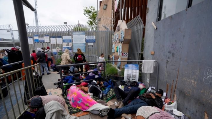 EEUU amplía número de citas para solicitar asilo en la app CBP One