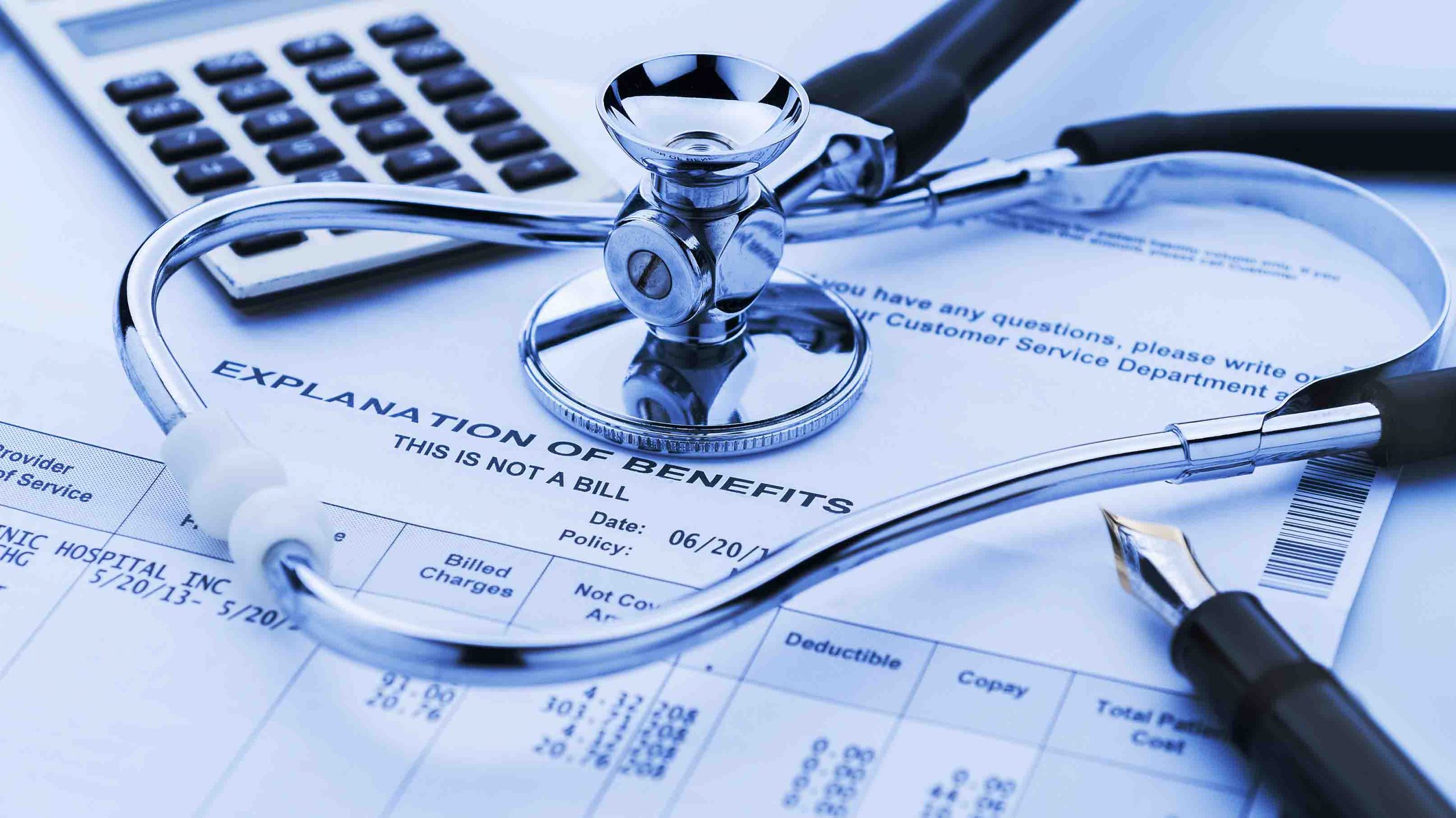 Trabajadores de la salud inmigrantes pueden enfrentar demandas de $100,000 por renunciar