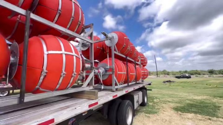 Muro flotante instalado en Río Bravo viola tratado bilateral con #EEUU: #México