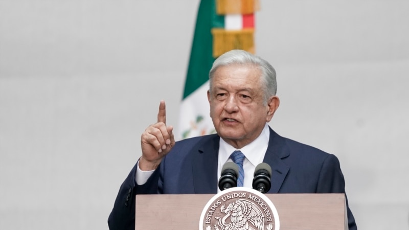 AMLO arremete contra gobernador de Florida por nueva ley migratoria