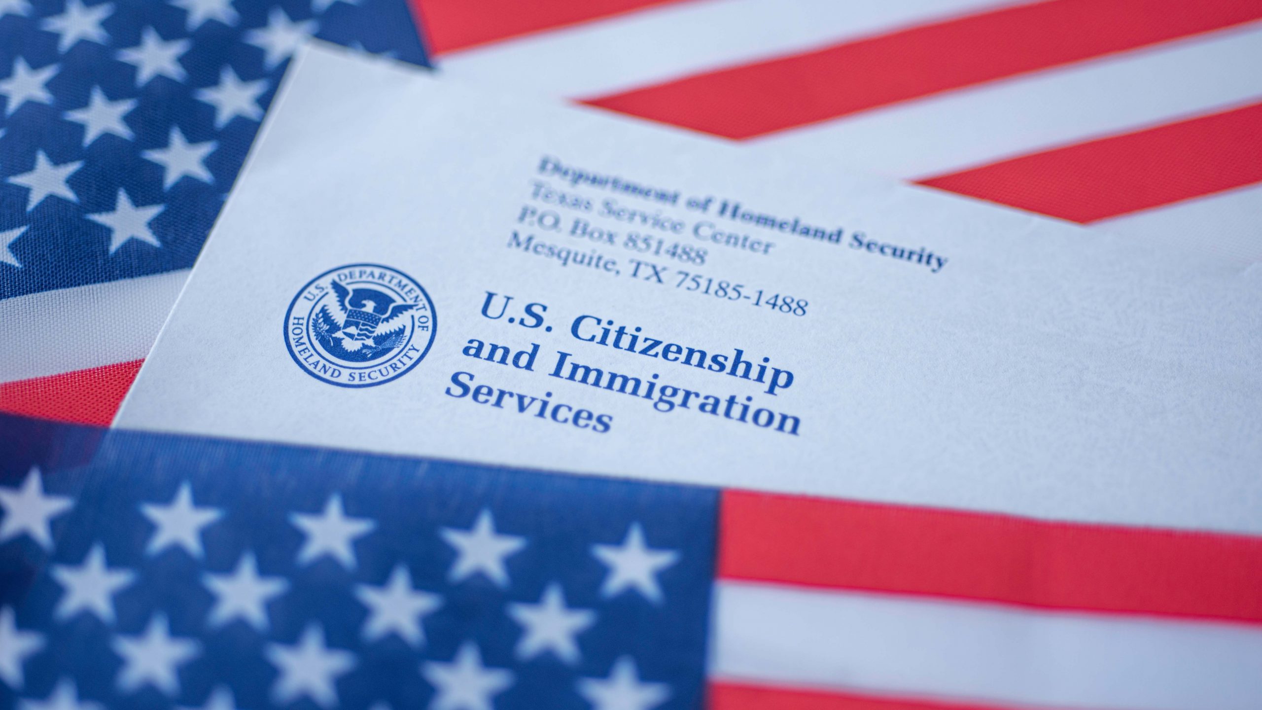EEUU actualiza su manual migrantes estarían exentos de la regla de carga pública