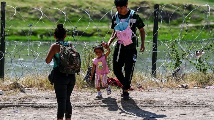 Reunificación familiar: empiezan a enviar invitaciones a personas elegibles