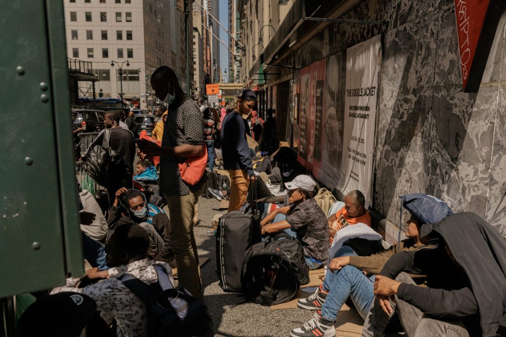 2 mil inmigrantes serán enviados a una isla en el East River, Nueva York