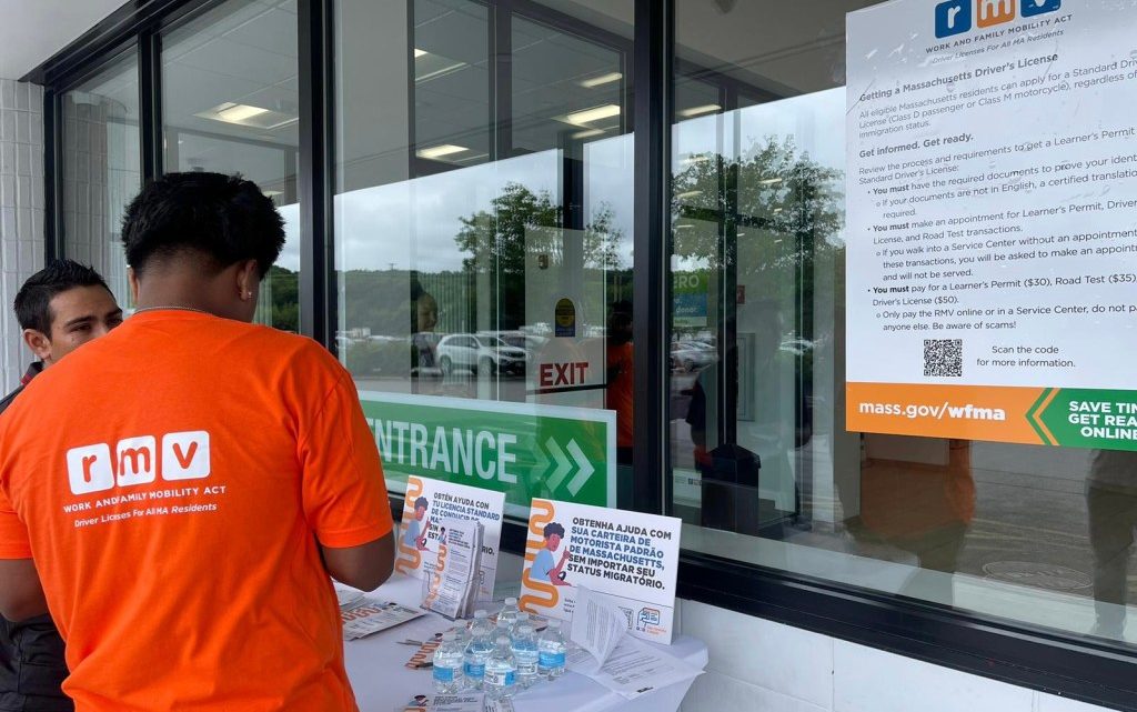 Conoce los detalles del primer semestre de las licencias de conducir para inmigrantes en MA