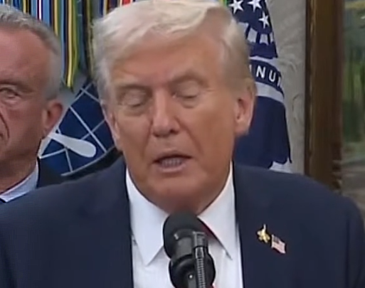 Donald Trump frena el pago del gobierno de EE.UU